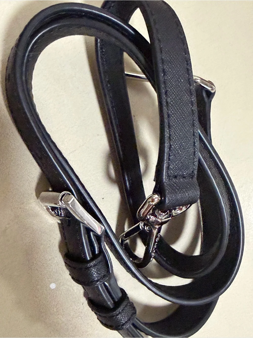 Michael Kors Black crossbody Leather Adjustable Shoulder Strap